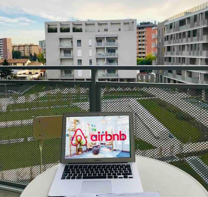 Luxury 3 Bedroom Apartment 100 Mq Next To Rho Fiera And San Siro Milánó Kültér fotó