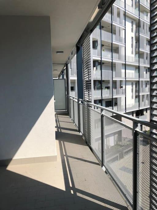 Luxury 3 Bedroom Apartment 100 Mq Next To Rho Fiera And San Siro Milánó Kültér fotó
