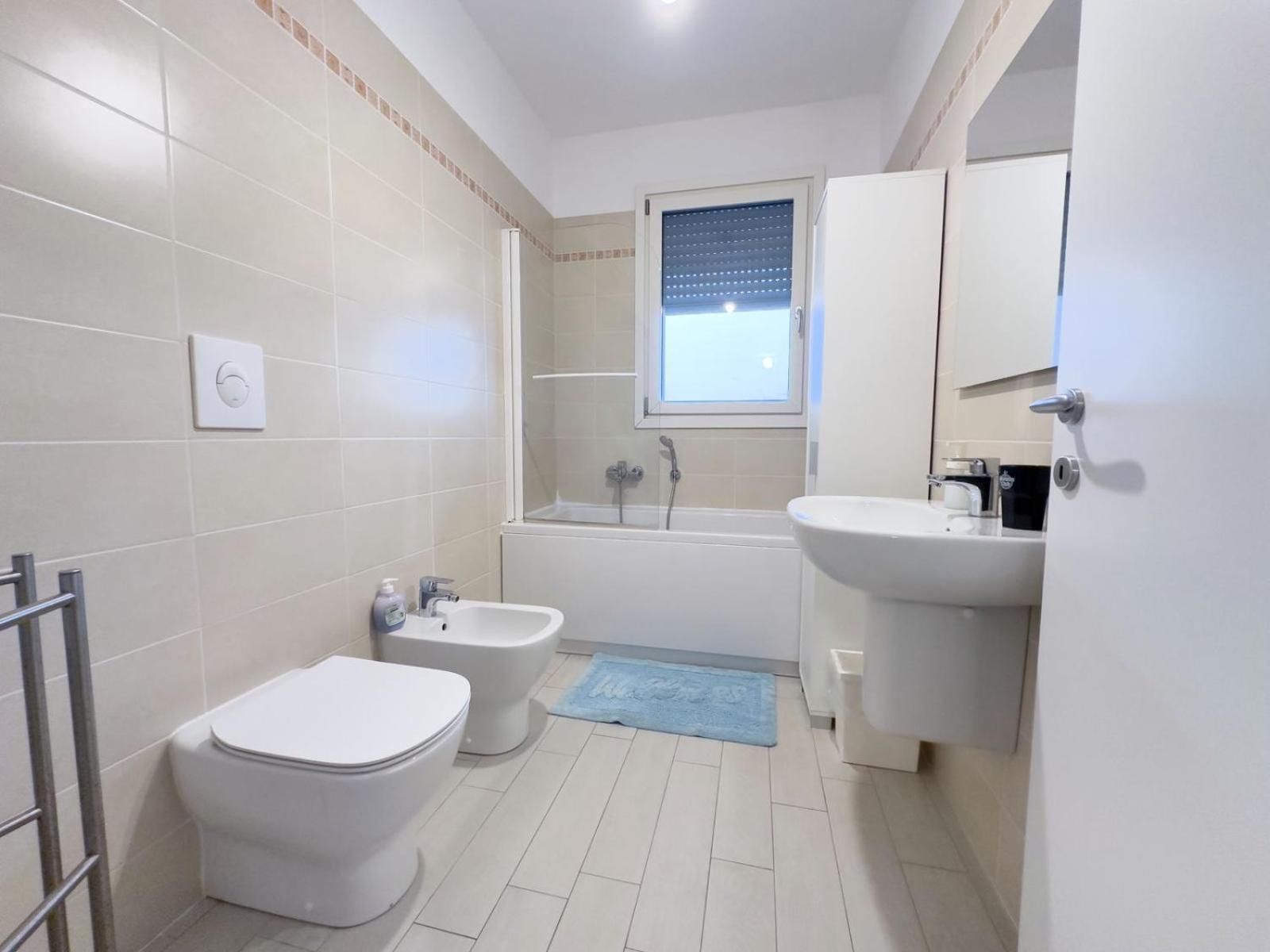 Luxury 3 Bedroom Apartment 100 Mq Next To Rho Fiera And San Siro Milánó Kültér fotó